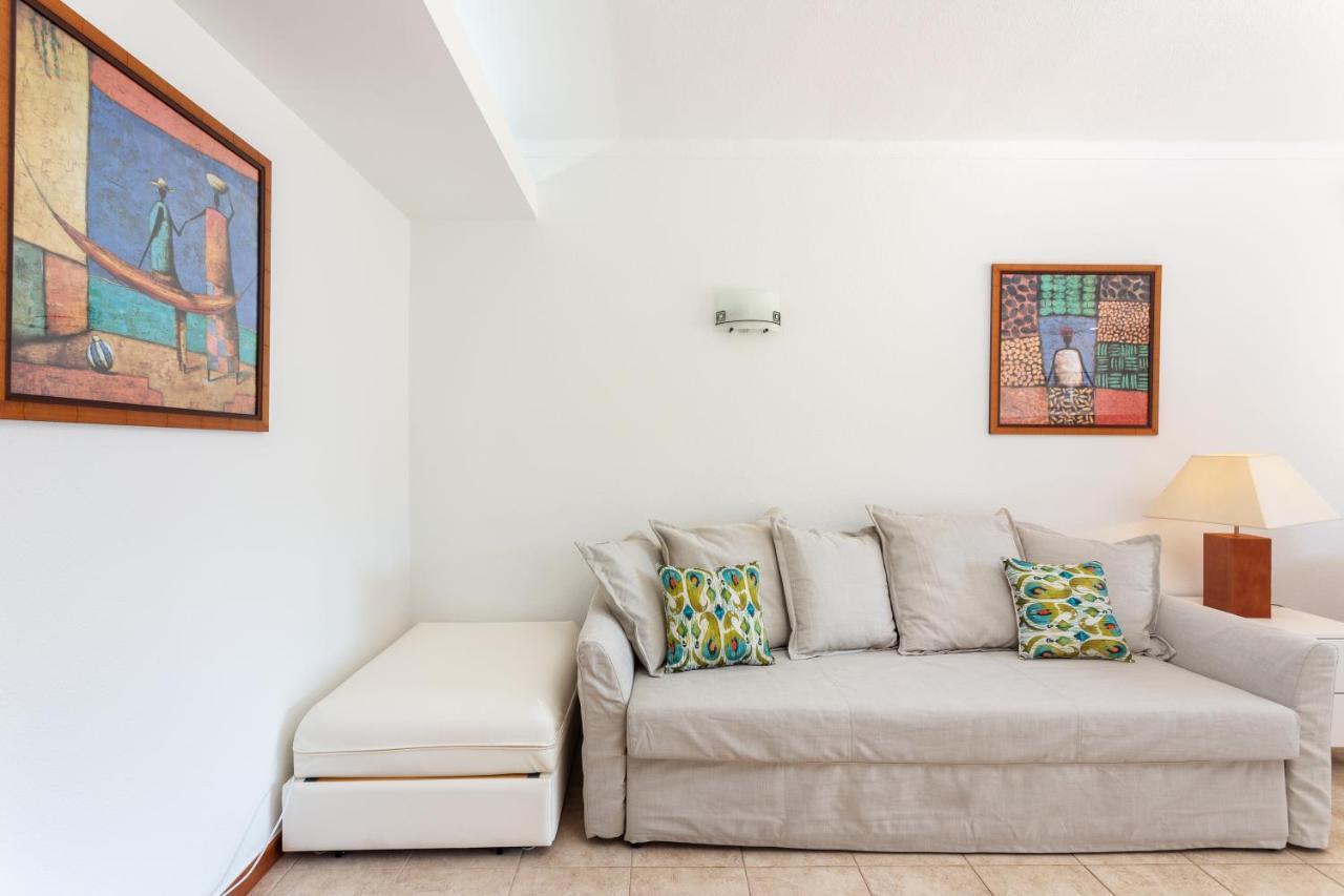 Host Wise - Bright Cozy Flats W Terrace & Pool Lejlighed Quarteira Eksteriør billede